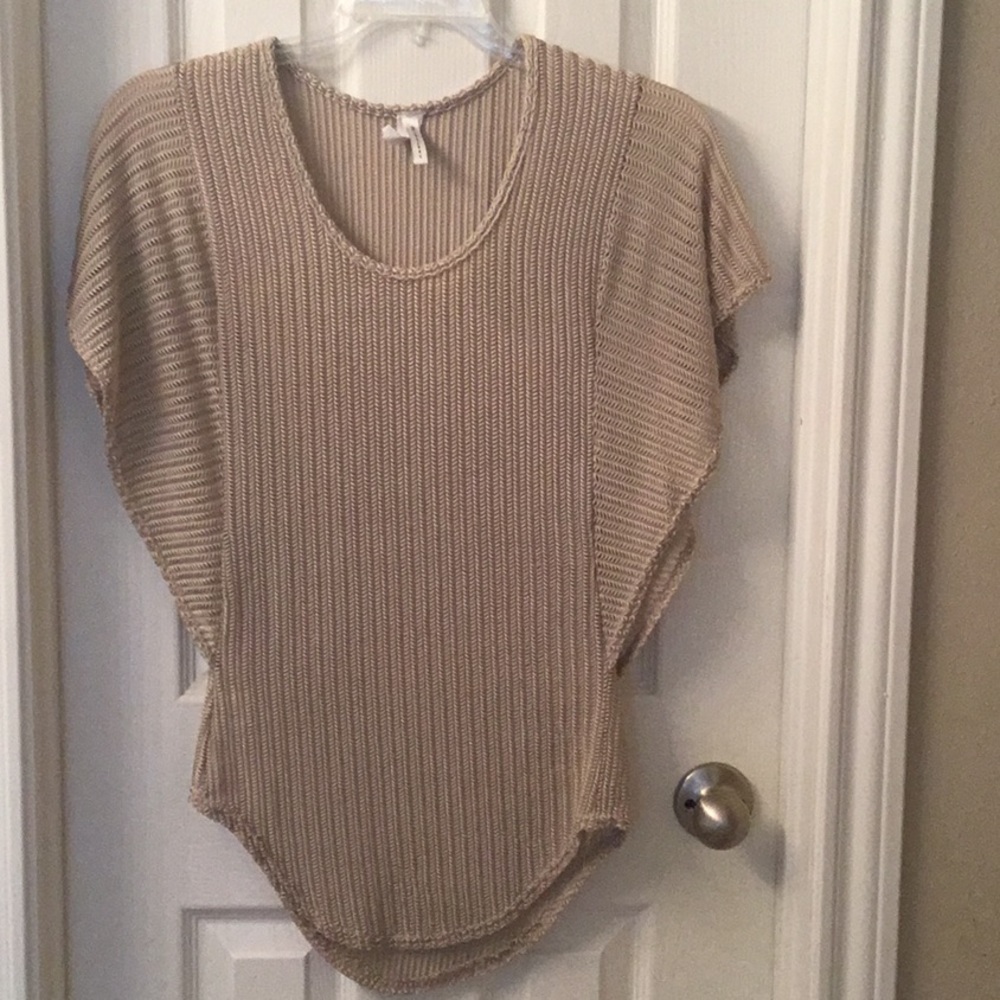 Flutter Sleeve Blouse